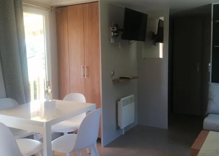 Mobil Homes 4 Etoiles Les Viviers Kemping